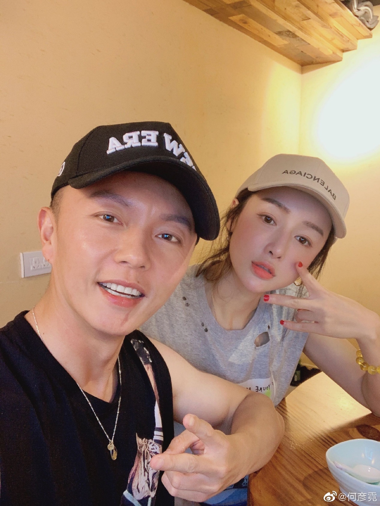 曾是李连杰儿子专业户的他，长大后娶了《仙剑3》里的仙姑