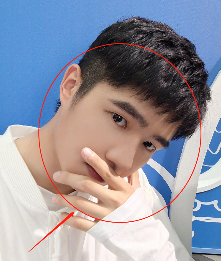 昊然|王俊凯刘昊然胡先煦同游迪士尼 就问今天有多少迷妹想去偶遇der？