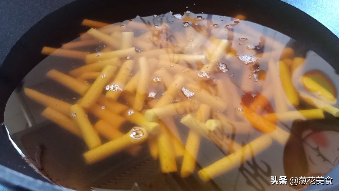 80後小時候過年小零食江米條，自己在家也能做，還是兒時的味道