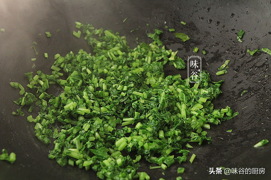 週末最愛吃這飯，隨手一燜省事還營養，一周吃三次都不膩，真開胃