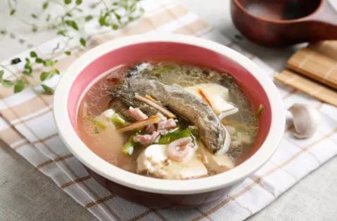 冬季不可盲目進補，�水中之參�讓青少年平補，氣虛者皮膚瘙癢也有用