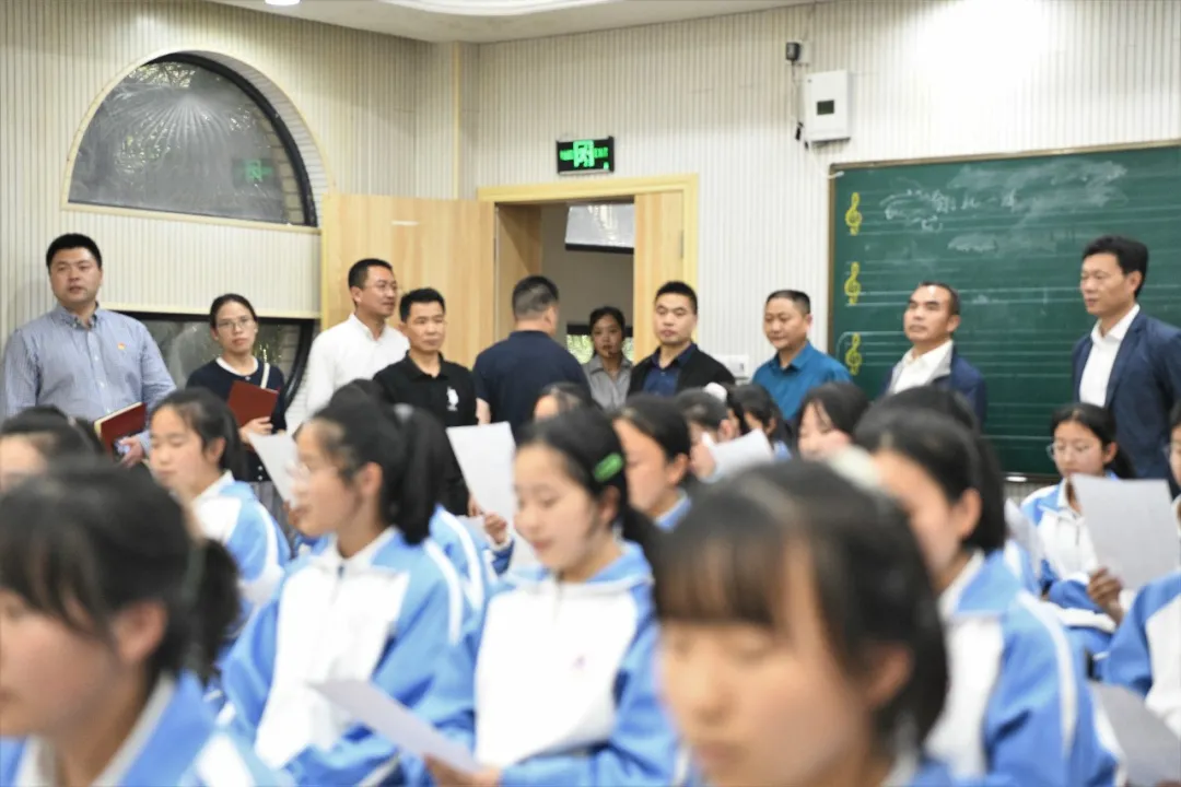 育人育心五育融合--新区中小学课后服务工作现场会在华阳中学召开