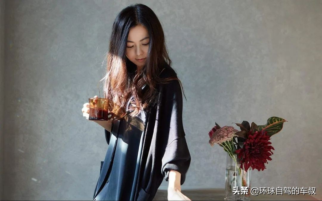 昔日亚洲天后宇多田光沦落街头捡垃圾,起因竟然是一张小黄碟