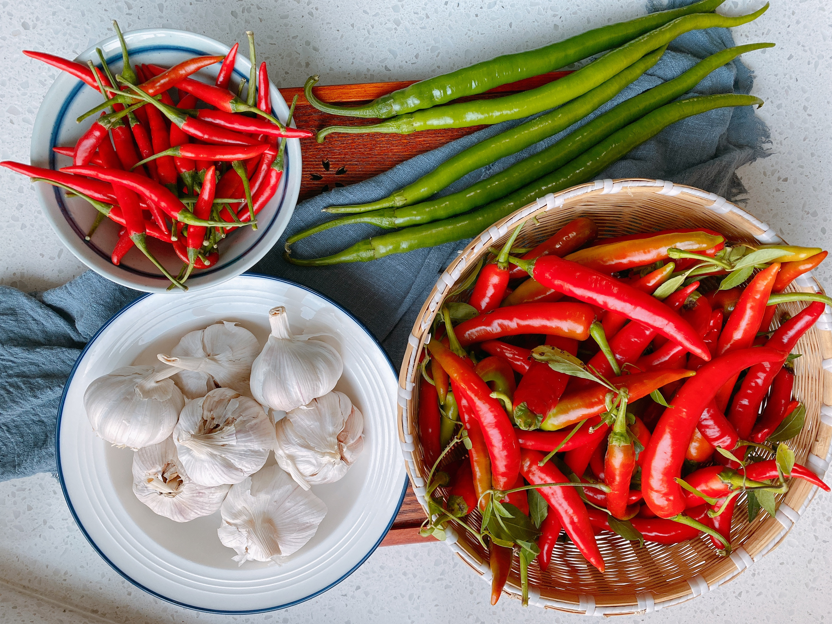 自製蒜蓉辣椒醬，掌握3點，不長白花耐保存，蒜香濃郁拌啥都香