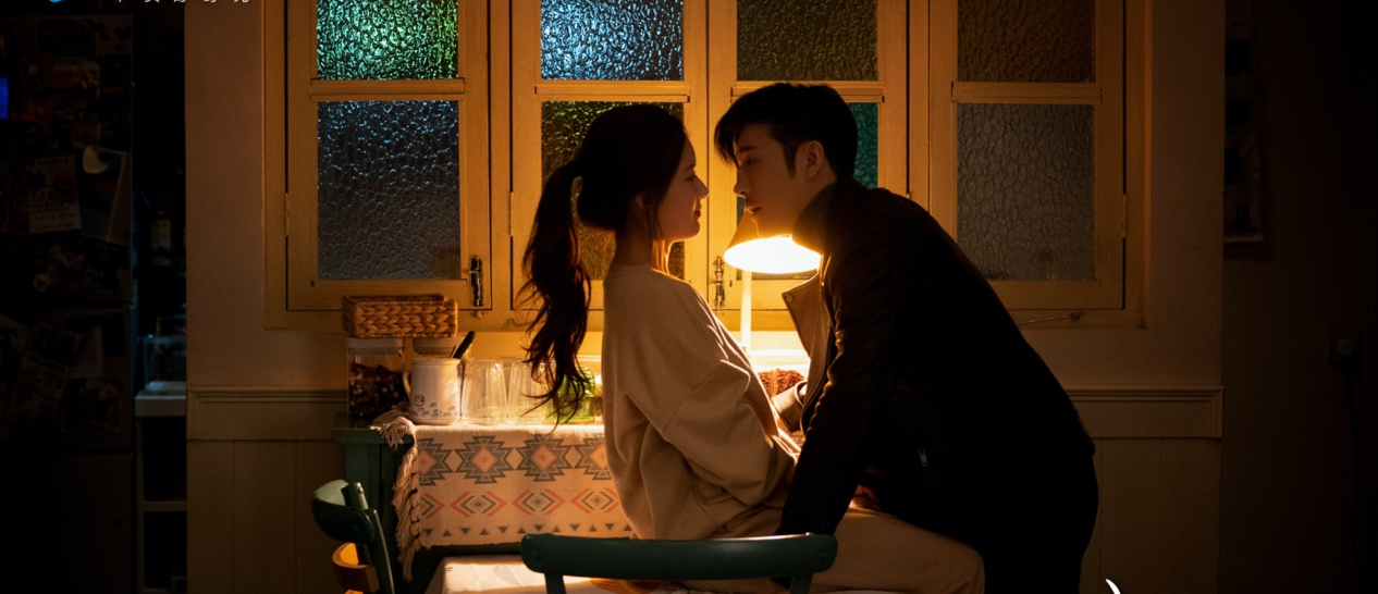 《我喜欢你》开播，赵露思林雨申上演年上恋，霸道总裁帅我一脸