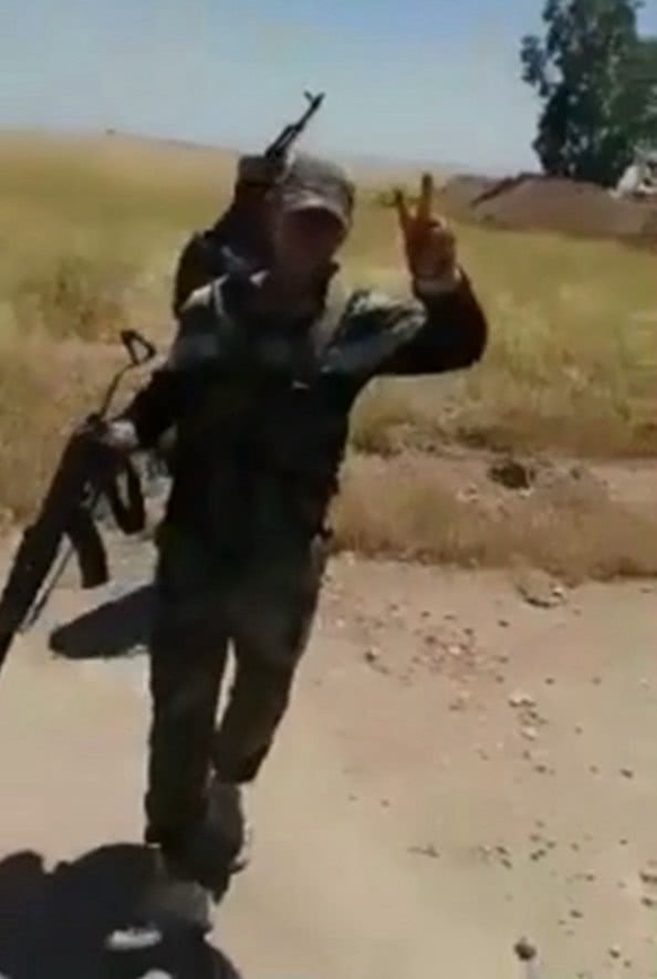 美军不请自来在当地犯下种种恶行，叙利亚人忍