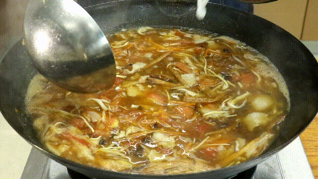 Henan’s favorite hot and sour soup, this soup can drink a drop of it, which is great