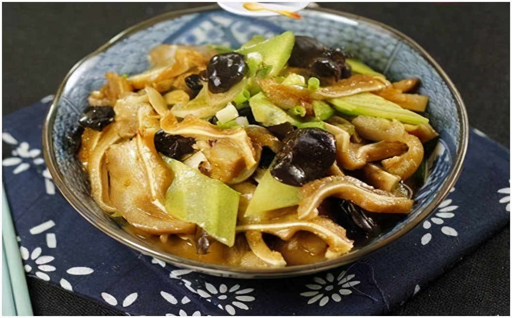 23 dishes are selected, delicious and delicious, full of fragrance, family members are full of praise