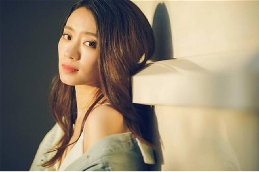 除了是喜剧演员，贾玲还是一个老板，许君聪张