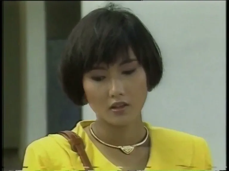 新加坡美男陈莉萍嫁杀父坏淫《金色珊顿道》孽缘纠缠不清