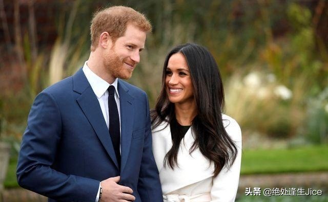 梅根夫妇结婚2周年：哈里王子变平民，竟寄人篱