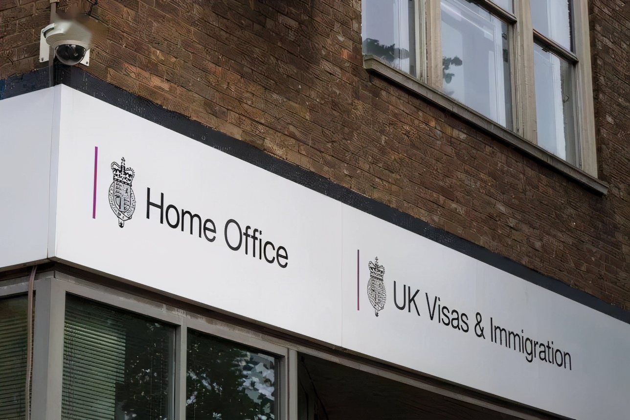 英国留学生好消息，宣布签证可再申请延期