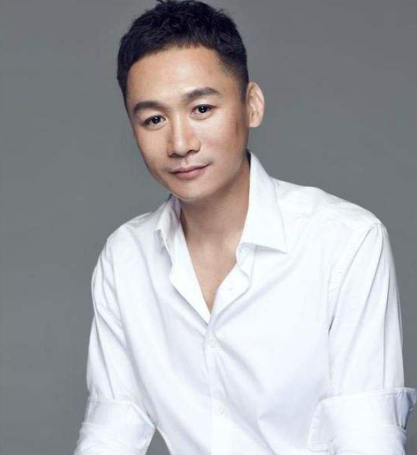 “虚竹”高虎：拍戏撞死灯光师，装修电死工人