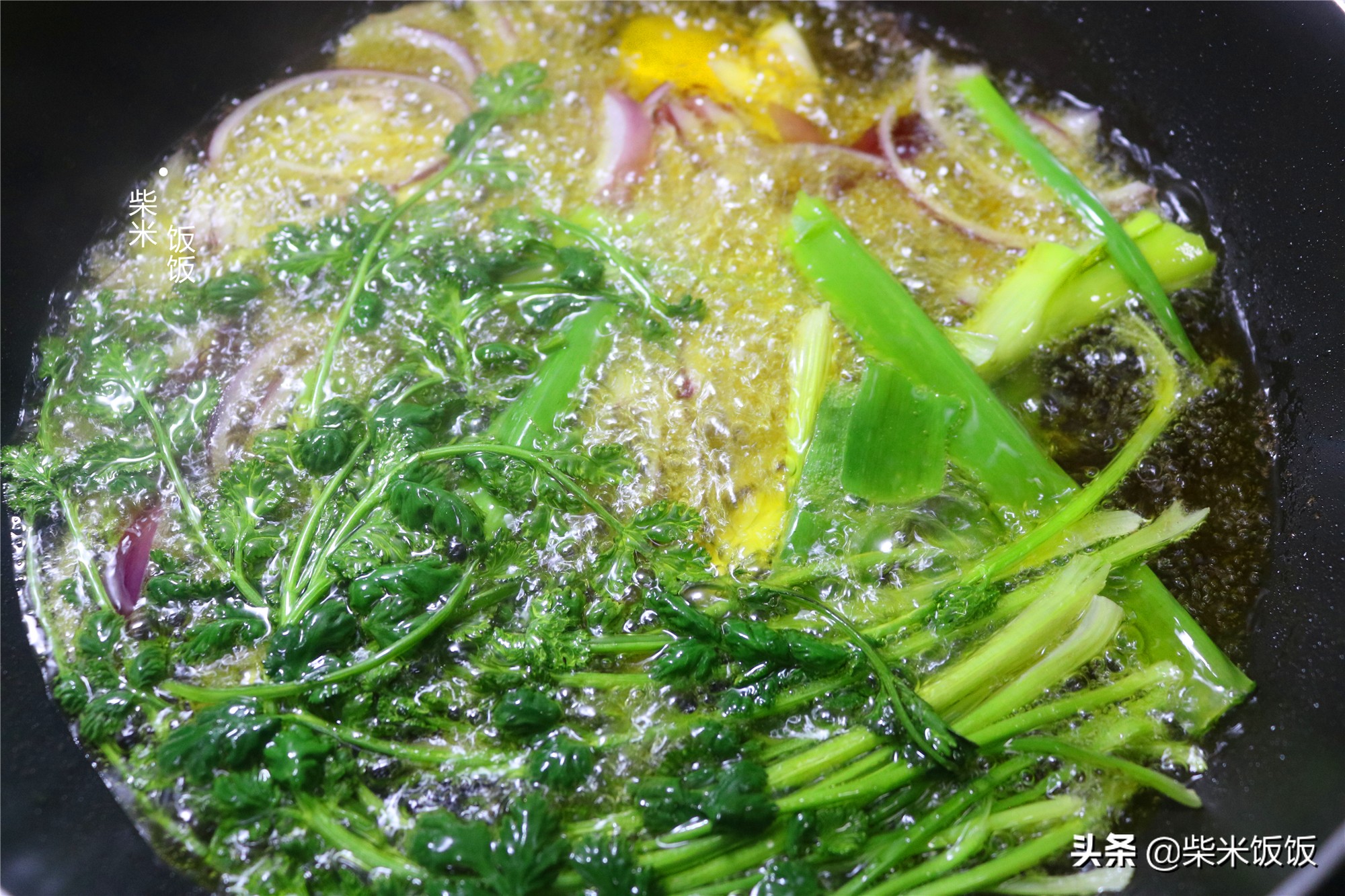 做辣椒油，我常用這8種香料，鮮香四溢，拌什麼菜都好吃