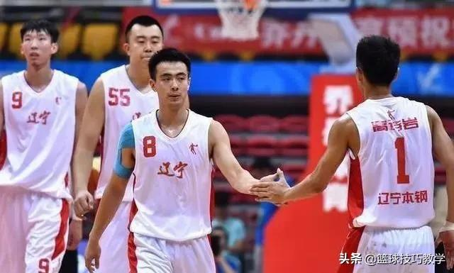 被女球迷围困，被男球迷亲吻！这届全运会太有意思了