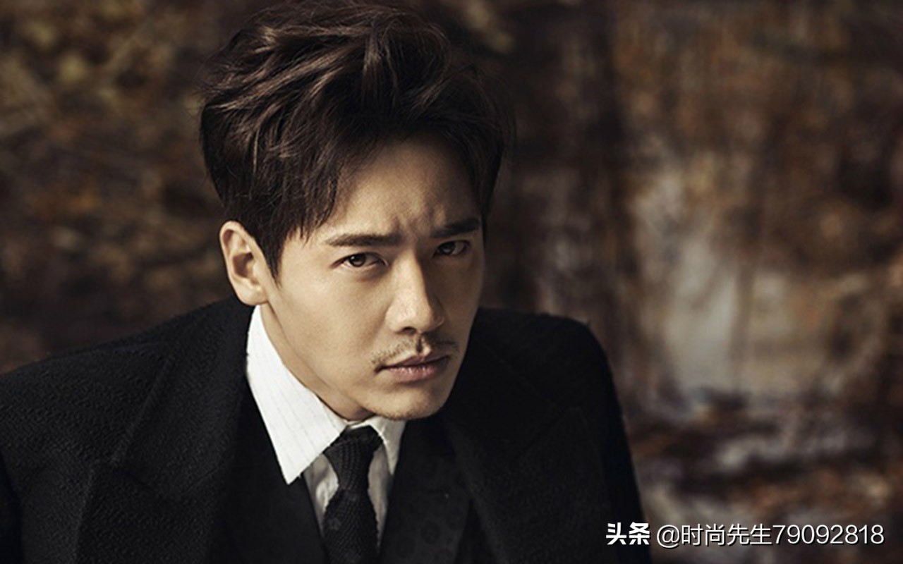 41岁董璇公开晒出婚纱照，疑似好事将近，其前夫官司缠身状态不好