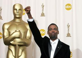 美国白警“扼死”黑人大骚乱：霉霉发文喊话特朗普，获超百万点赞