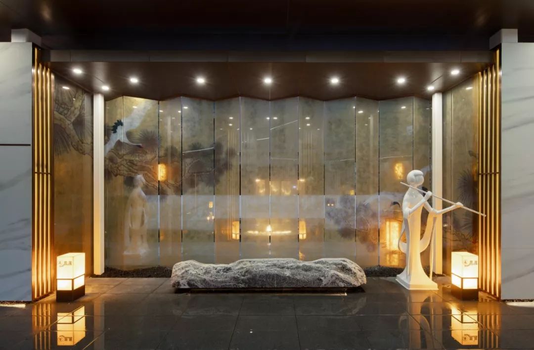 咫尺之间，山光异趣 | 怡品之贵阳广大城耀境御湖庭