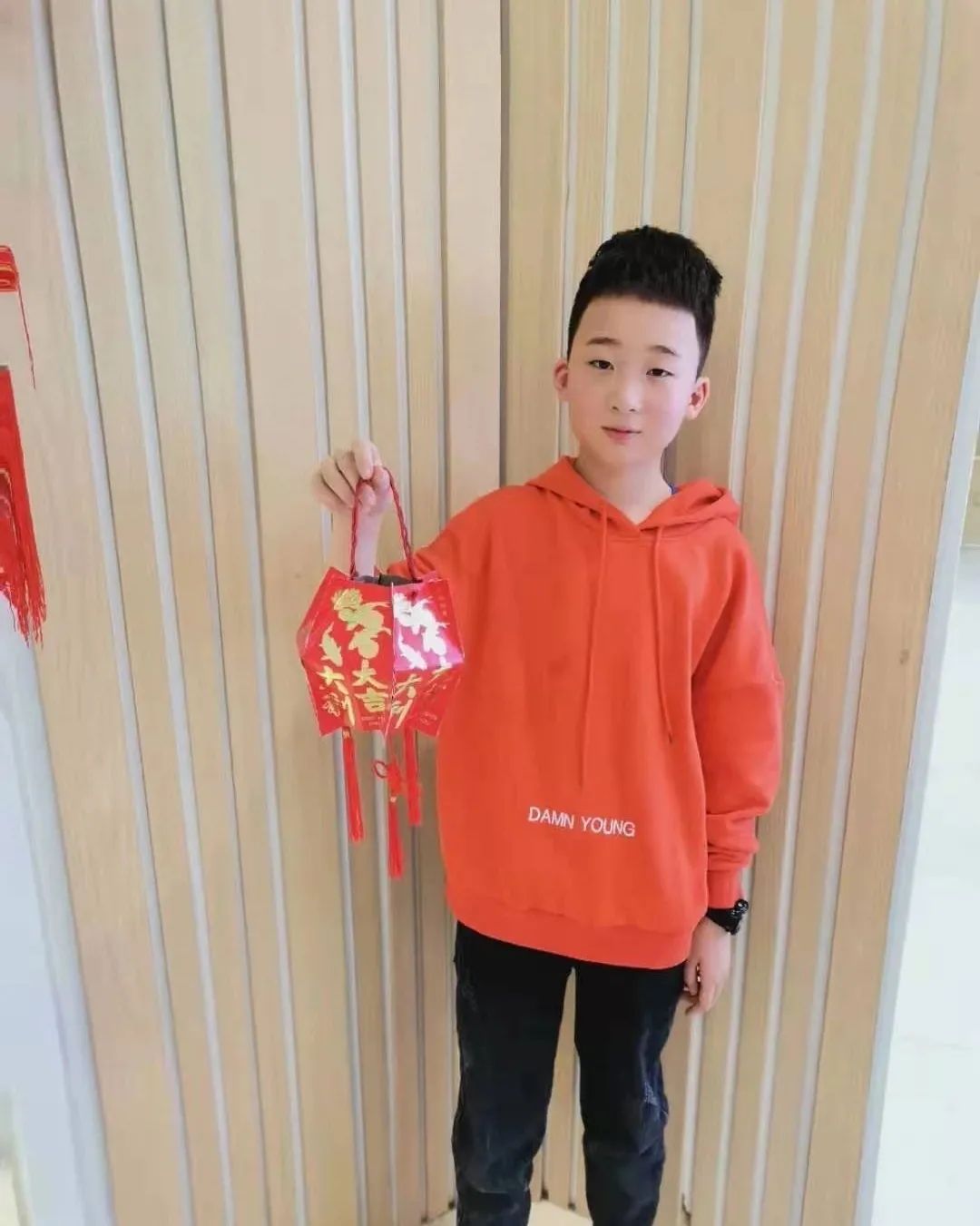 保定东方双语丨东方双语小学部的孩子们给大拜年啦