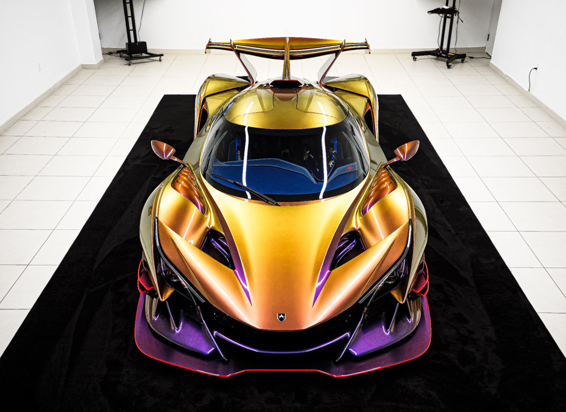 售价270万美元的黄金战神超跑,阿波罗apollo intensa emozione