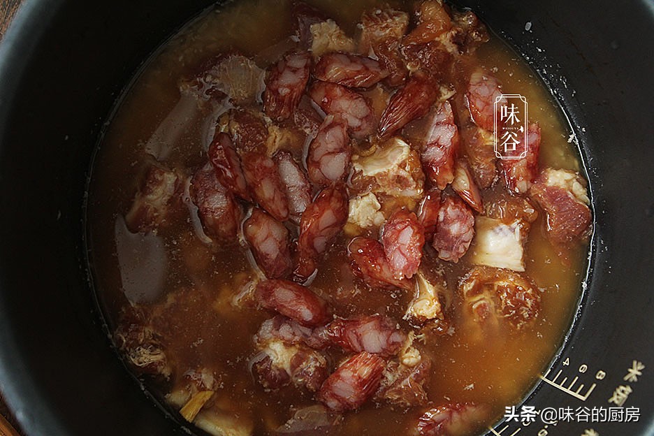 週末最愛吃這飯，隨手一燜省事還營養，一周吃三次都不膩，真開胃