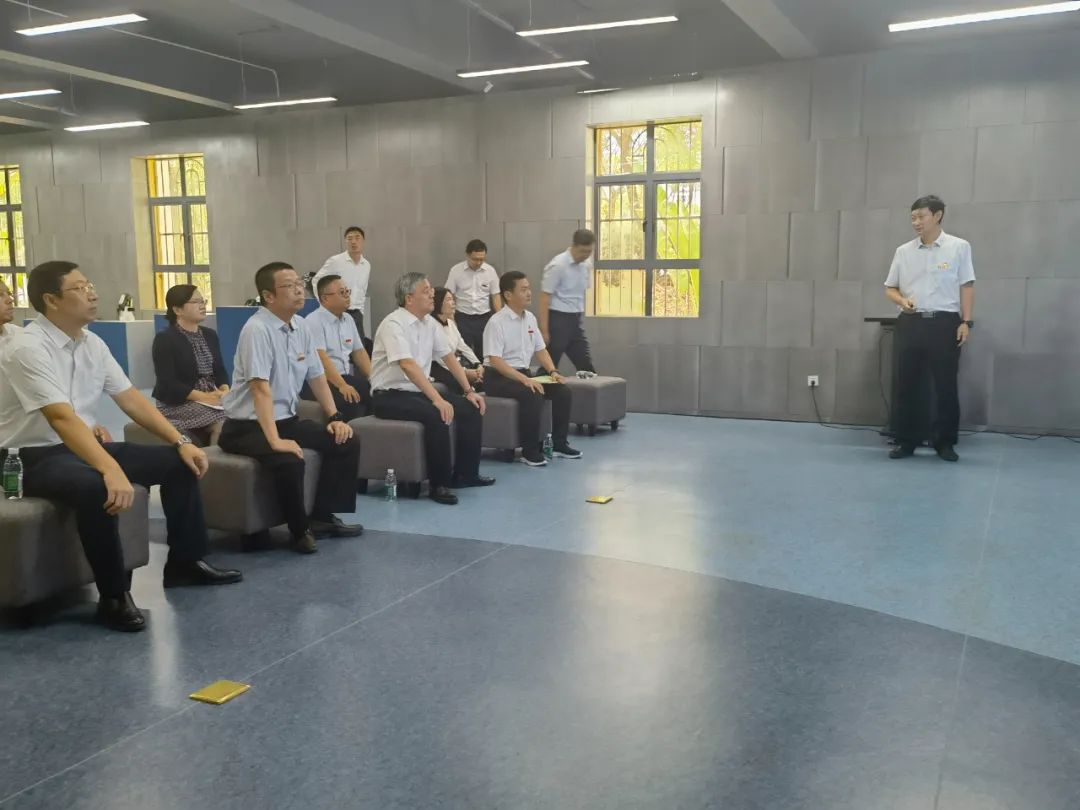 “三亚很荣幸 三亚很骄傲”三亚市委书记周红波调研考察三亚学院