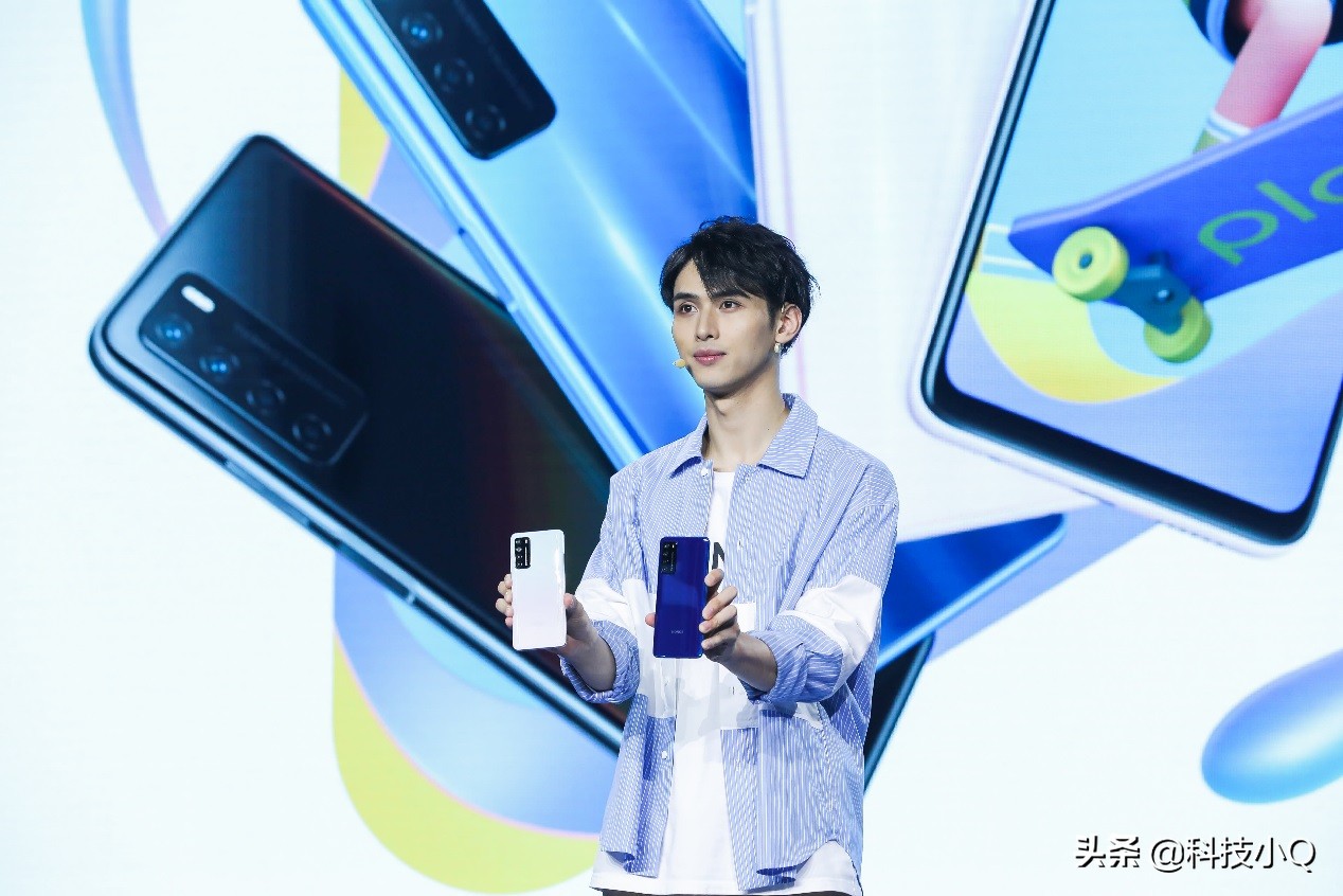 麒麟990+4000万像素+40W快充，荣耀Play4系列5G手机正式发布