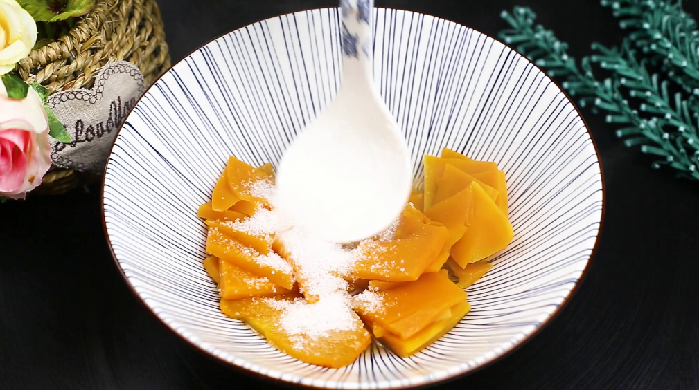 图片[2]-南瓜馒头超好吃的做法 个个松软香甜-起舞食谱网