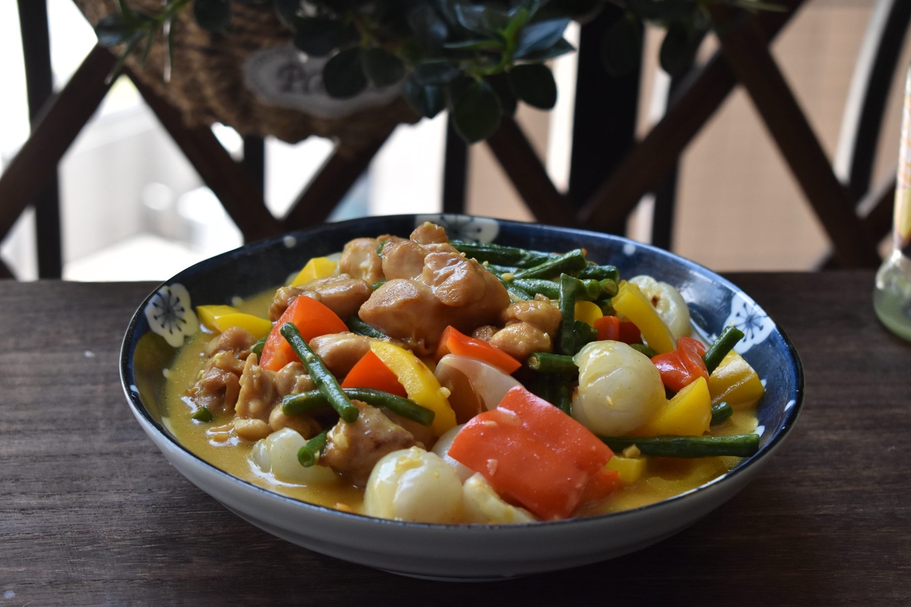 夏天少吃羊肉多吃它，搭配当季蔬菜简单炒一下，营养味美又下饭