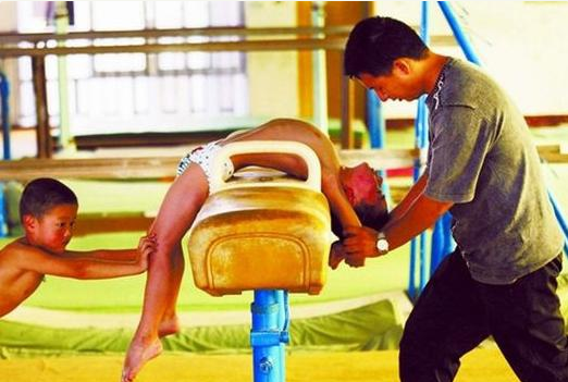 從“全能冠軍”到“億萬富商”，李小雙經歷了什麼？