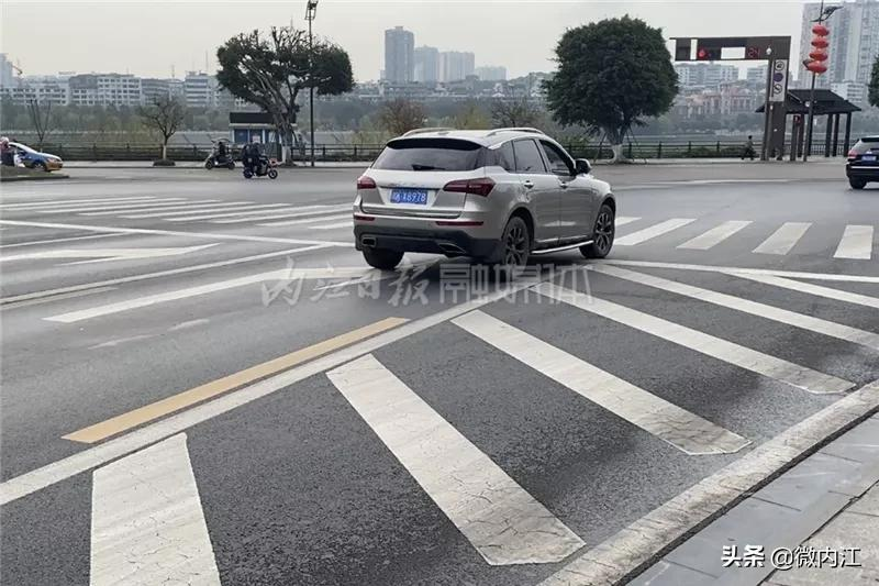 不少司机受过罚!内江交警提醒:城区这些点位易“犯规”——
