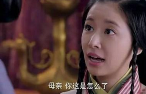 《秋蝉》李小冉被嘲“强行扮老”，网友：总比