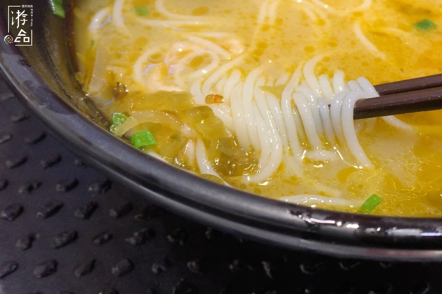 除了荤菜，什么都可以免费续餐的乡村基，真的不是山寨