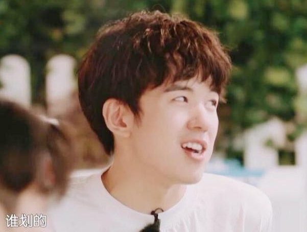 男星仝卓“坑爹”最新进展：官员父亲被查，母