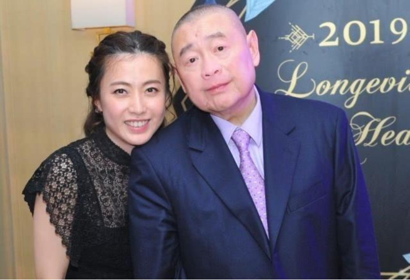 豪门生娃太疯狂，徐子淇生4子奖励10亿，郭晶晶的奖励让人羡慕