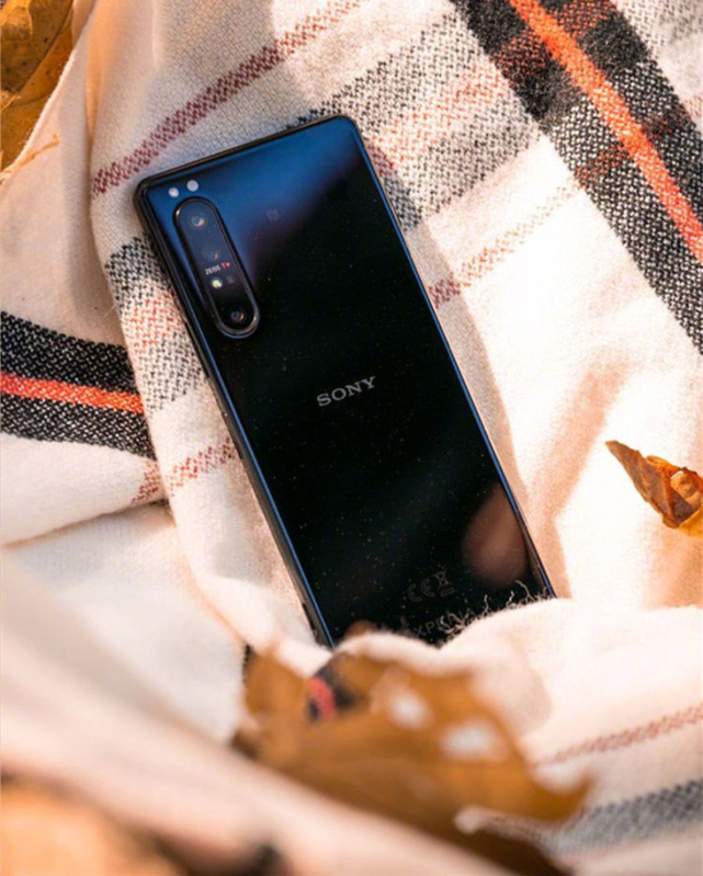 华为P50真机图曝光，外观及摄像头惹关注