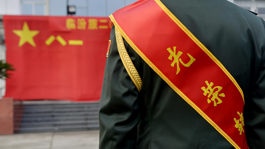 39岁部队行政副团两年，是降职转业到省直机关还