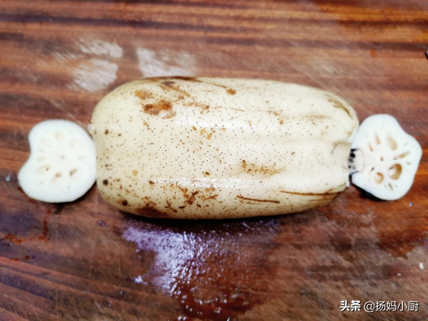 Children’s favorite recipe of lotus root slices, mixed with a plate for 3 yuan, simple and nutritious, too delicious