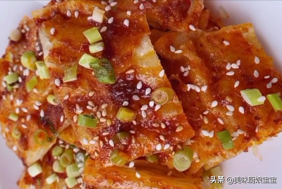 "Maoxiang pie" method to share, so the sauce pie is crispy on the outside and tender on the inside.