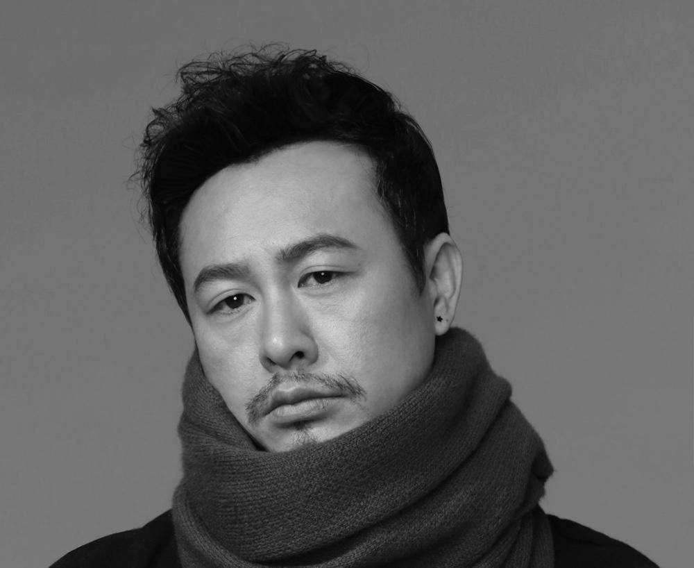 当老师名气不及黄磊，凭《隐秘的角落》被熟知