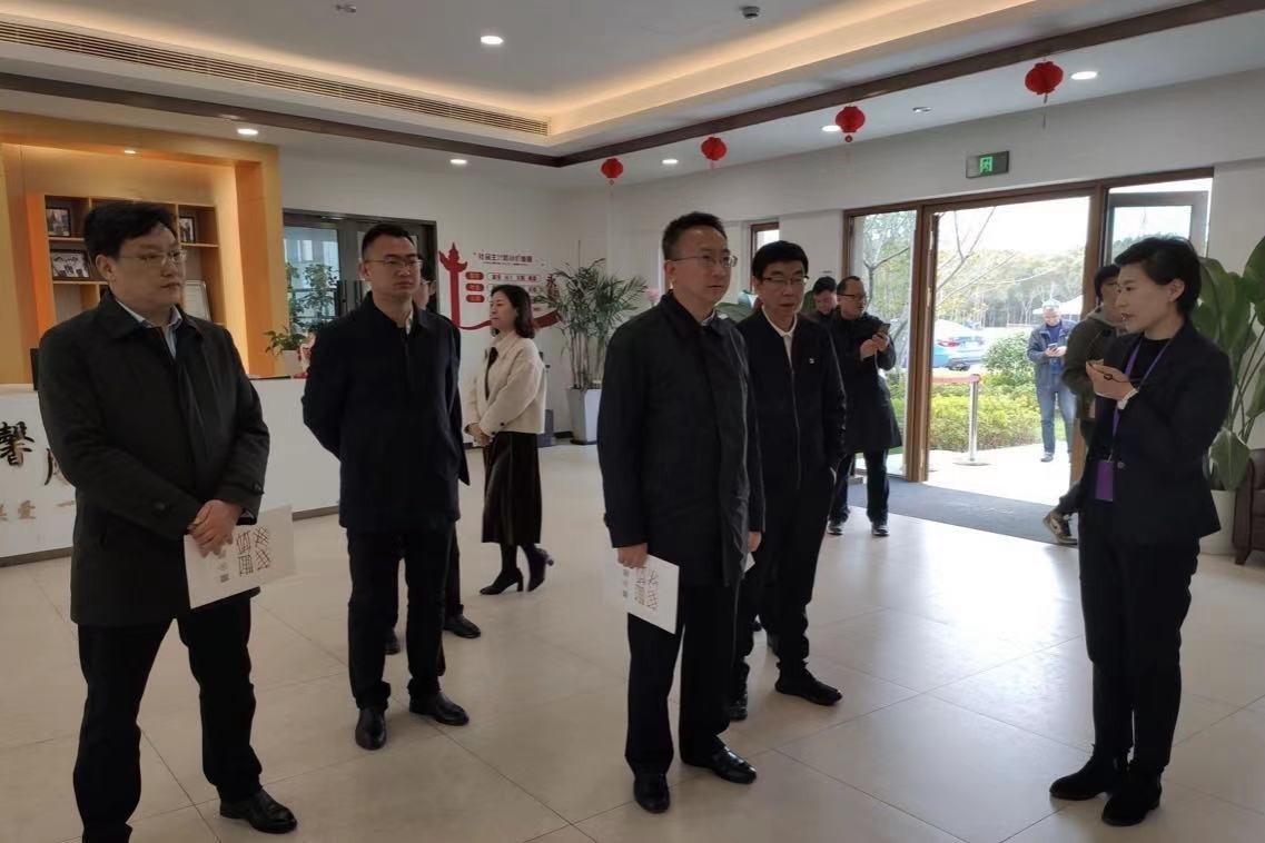 湖北興山縣委副書記、縣長曹宏偉帶隊到上海開展招商引資考察