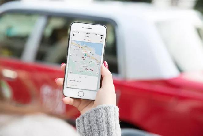 手机越贵打滴滴越贵？全新奔驰E级上市，全系2.0T！