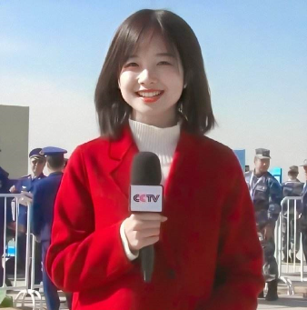 停止双标吧！王冰冰等网红女神能追捧，为家乡代言的丁真不可以？