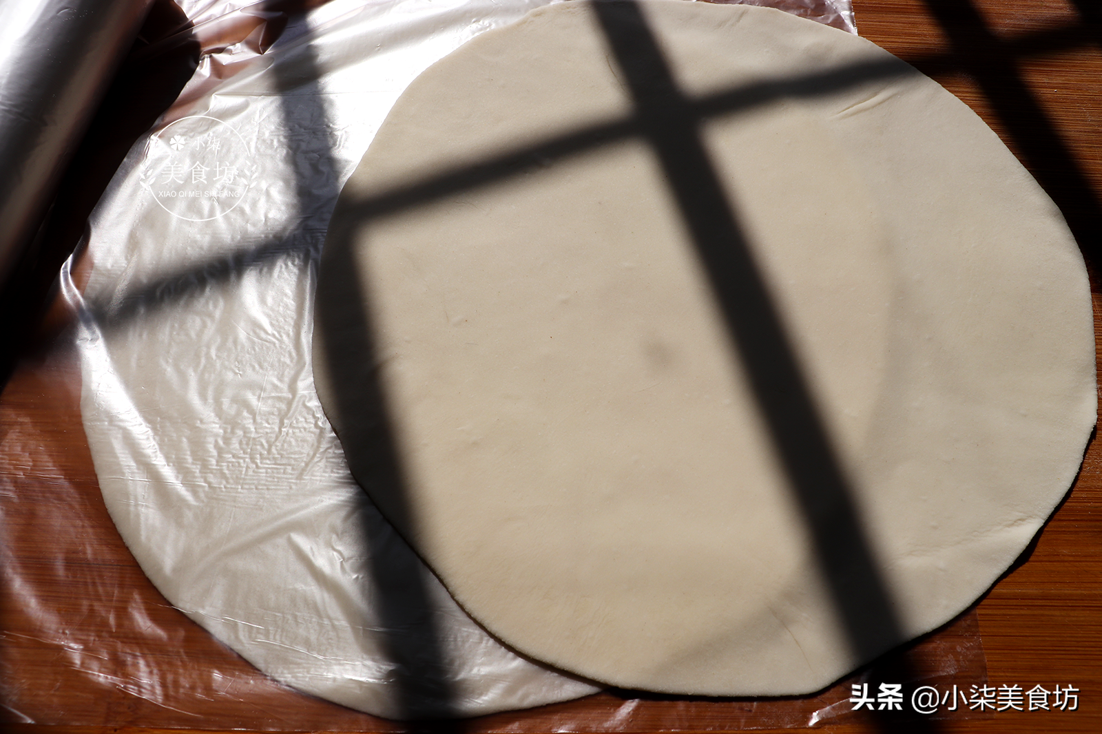 图片[10]-韭菜饼懒人做法 一擀一压 10分钟出锅 简单省事 比吃肉还香-起舞食谱网