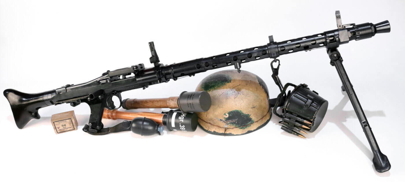 “黑科技”MG34机枪，改变步兵的作战方式，颠覆传统的重机枪