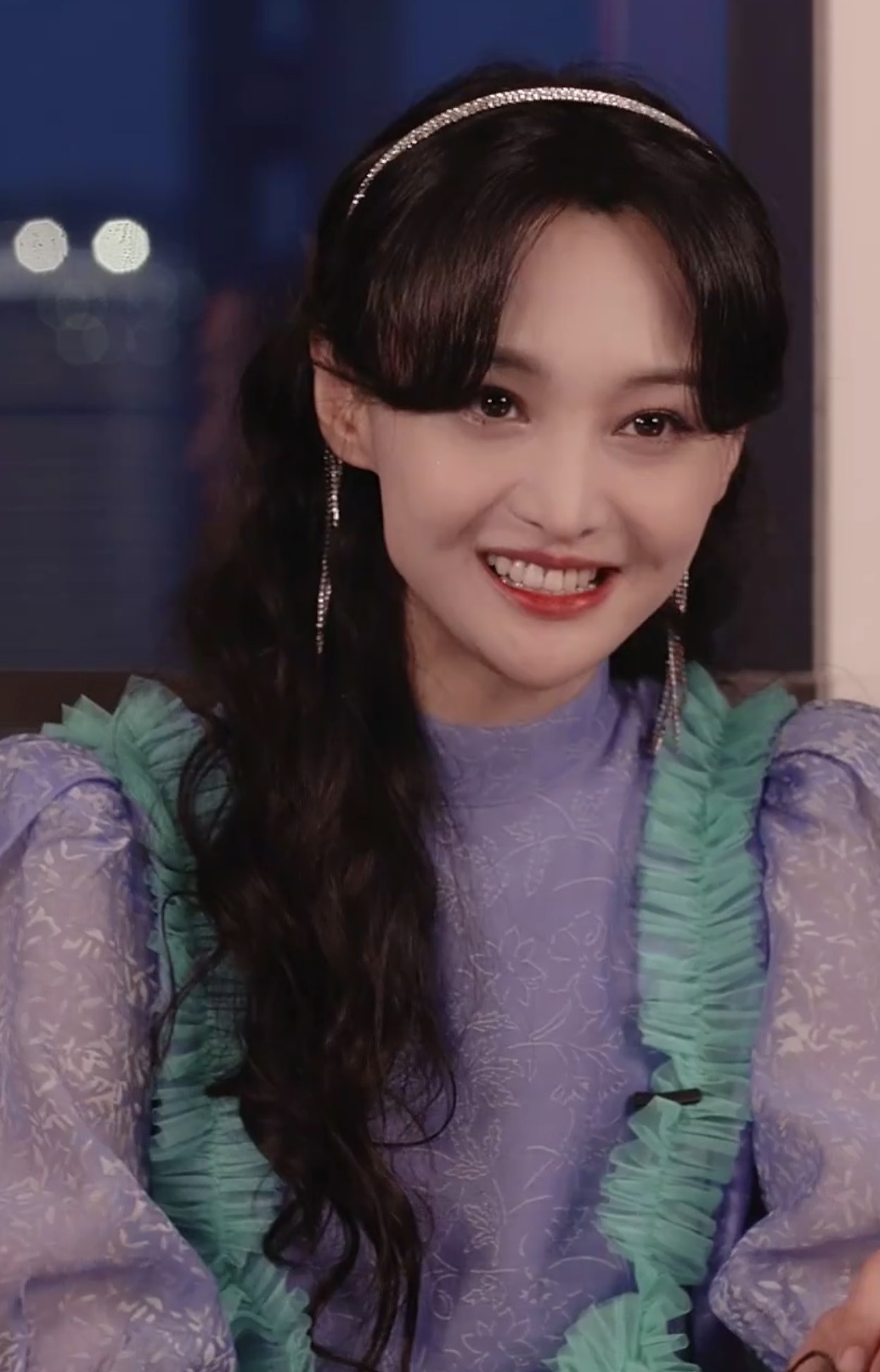 13分钟在线发飙郑爽直播扑街：把不敬业当个性是职场人最大的蠢