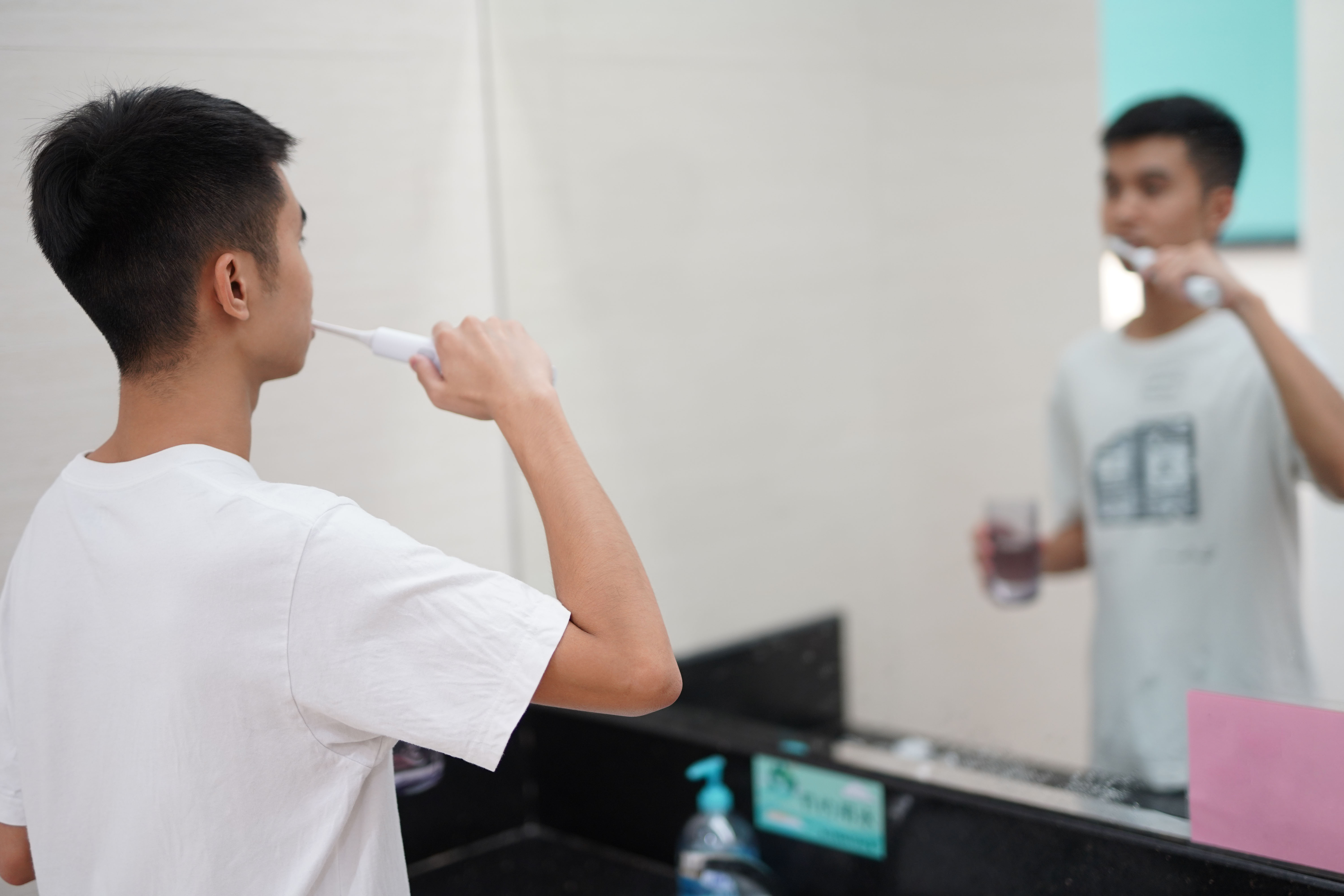 科学刷牙，呵护牙齿——南卡Shiny磁悬浮声波电动牙刷体验