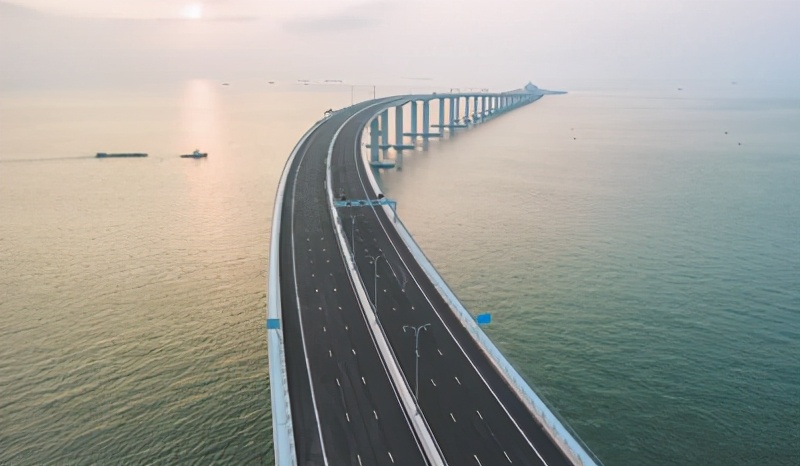 中國基建慘遭“滑鐵盧”？耗時9年花費千億，卻造了一座廢橋？