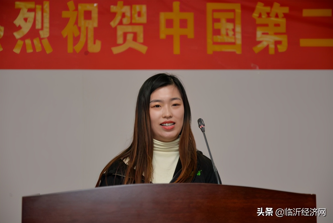 庆祝第21个中国记者节媒体座谈会在山东三阳集团召开