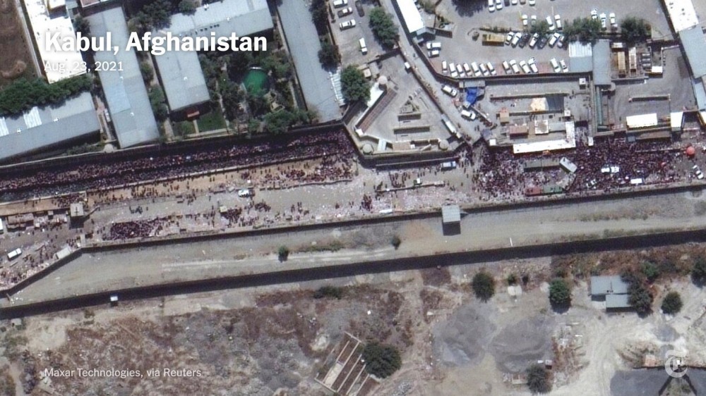 喀布爾機場外發生大爆炸！ 現場慘不忍睹！ 美軍死傷慘重